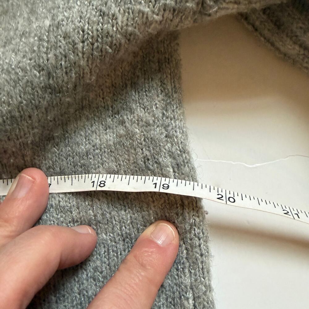 Abercrombie & Fitch Gray Open Front Pocket Cardigan Sweater - Size XS - Picture 8 of 8